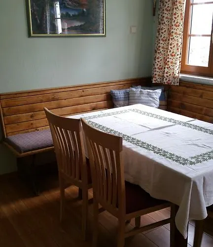 Grundner Lejlighed *